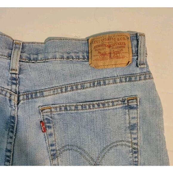 Y2k Levi's 512 Women's Jeans Size 16 M Slim Tapered Fit Blue Light Wash - Picture 8 of 8